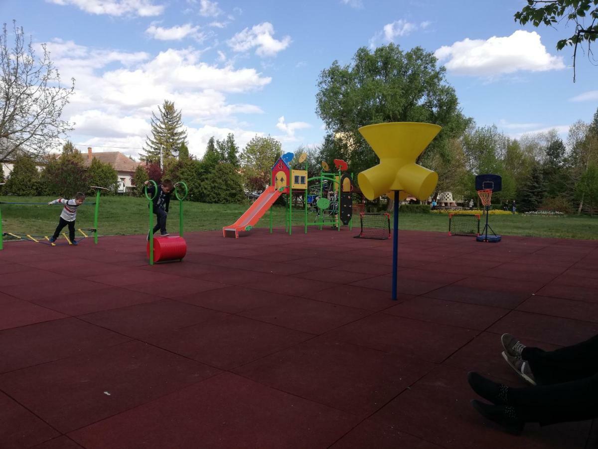 Kemencés Vendégház Mikohaza Exterior foto